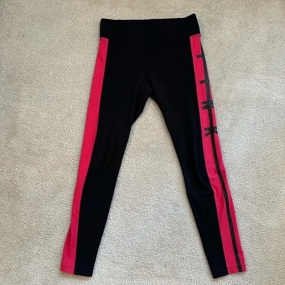 PINK Victoria’s Secret Yoga Pants leggings - Picture 2 of 5